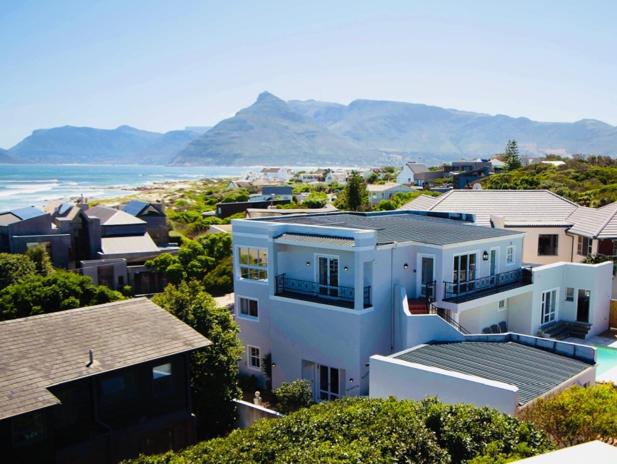 4 Bedroom Property for Sale in Kommetjie Western Cape
